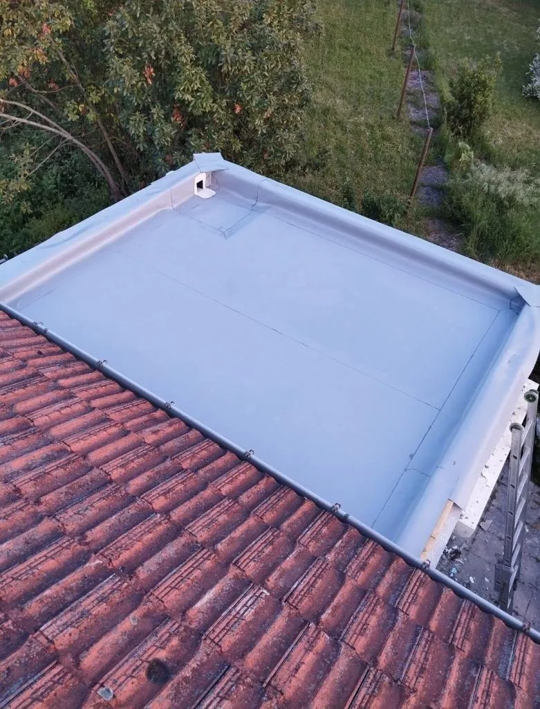 réalisation d'un toit plat